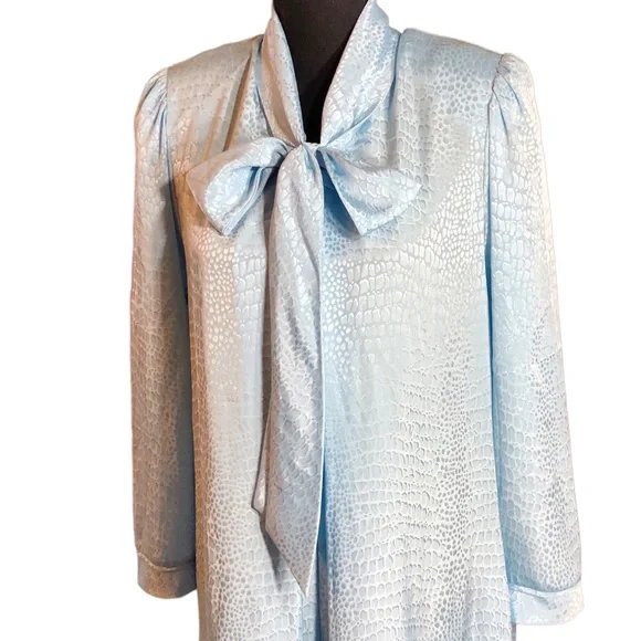 Vintage Christian Dior Loungewear Housedress Robe Tie collar zip front c…